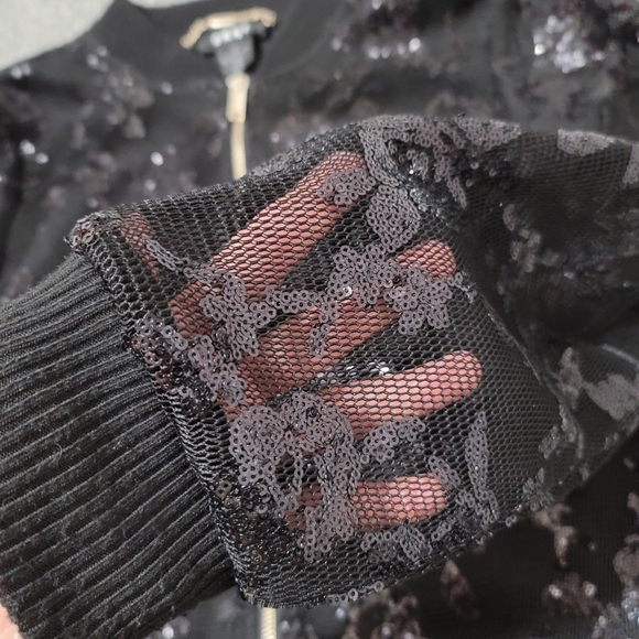 DKNY sweater size XS - Picture 4 of 9